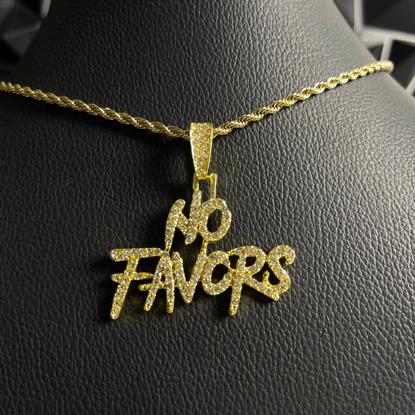 Cadena NoFavors Gold