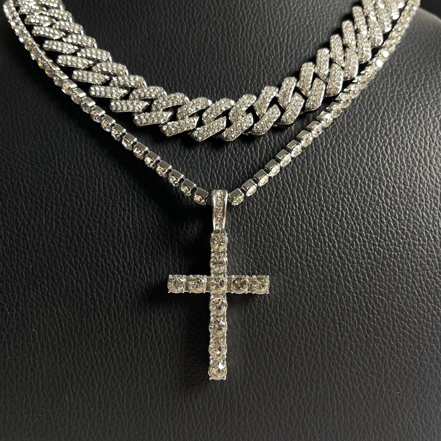 Cuban con Cruz Silver