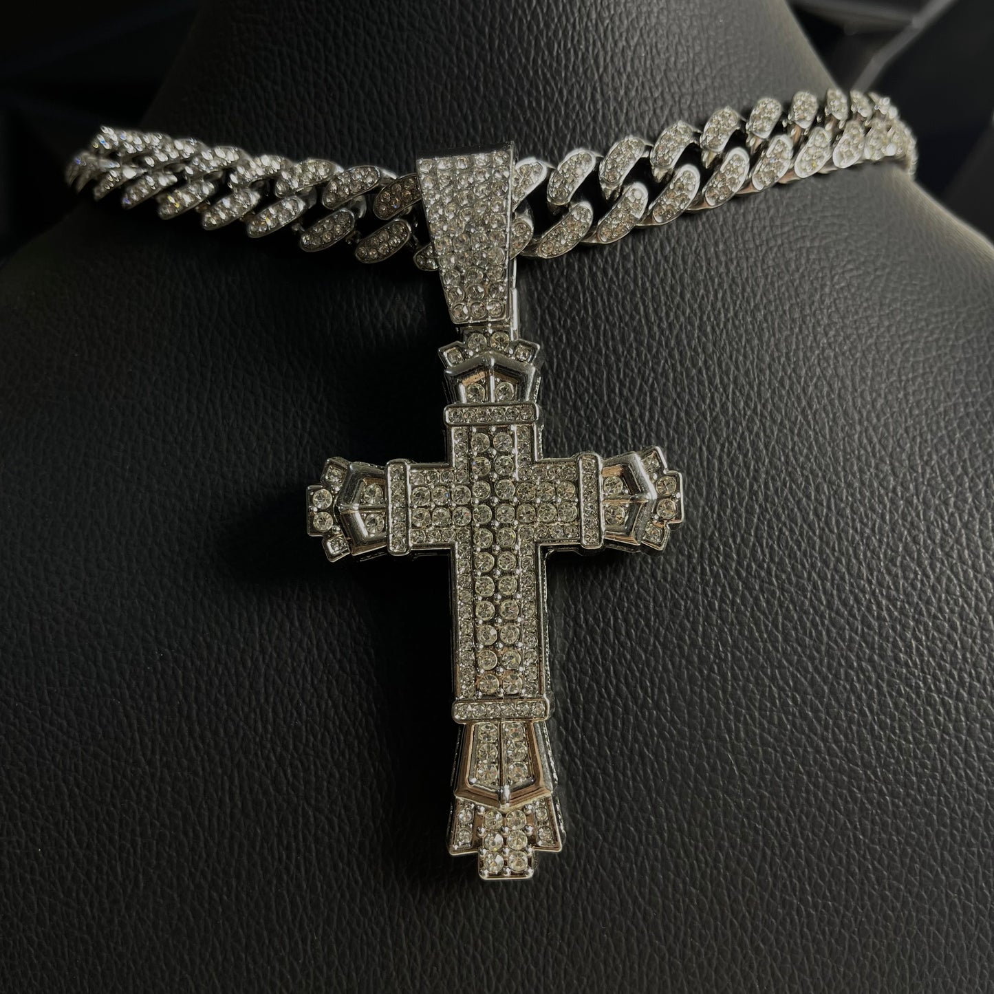 Cuban Cruz Silver