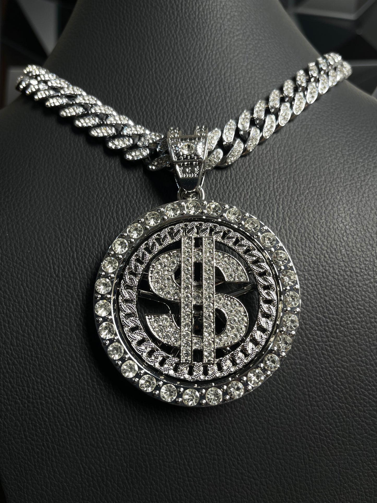 Cuban Dólar Giratorio Silver